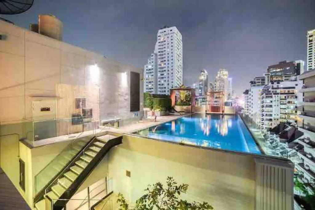 Stylish 1 Bedroom, Nice Pool,Bts Asok, Sukhumvit Bangkok Exterior photo