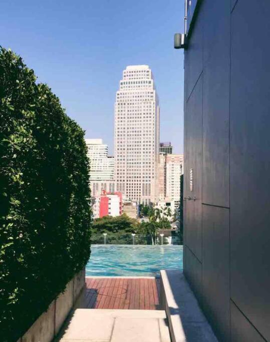 Stylish 1 Bedroom, Nice Pool,Bts Asok, Sukhumvit Bangkok Exterior photo
